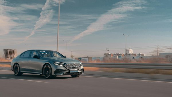 Voyager seul en moto : le guide complet