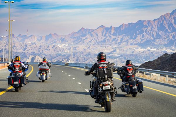 Les dangers et comment les éviter lors d'une randonnée en moto